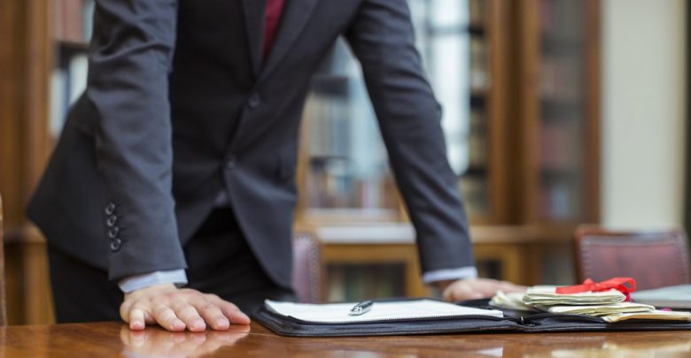 آزمون وکالت